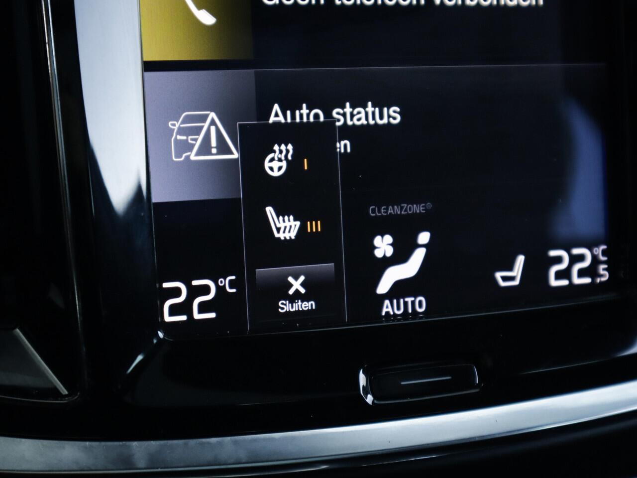 Volvo V60 2.0 B4 Momentum Business 2e-Eig. & Keurig-Onderh. BOVAG-Garantie. NL-Auto.