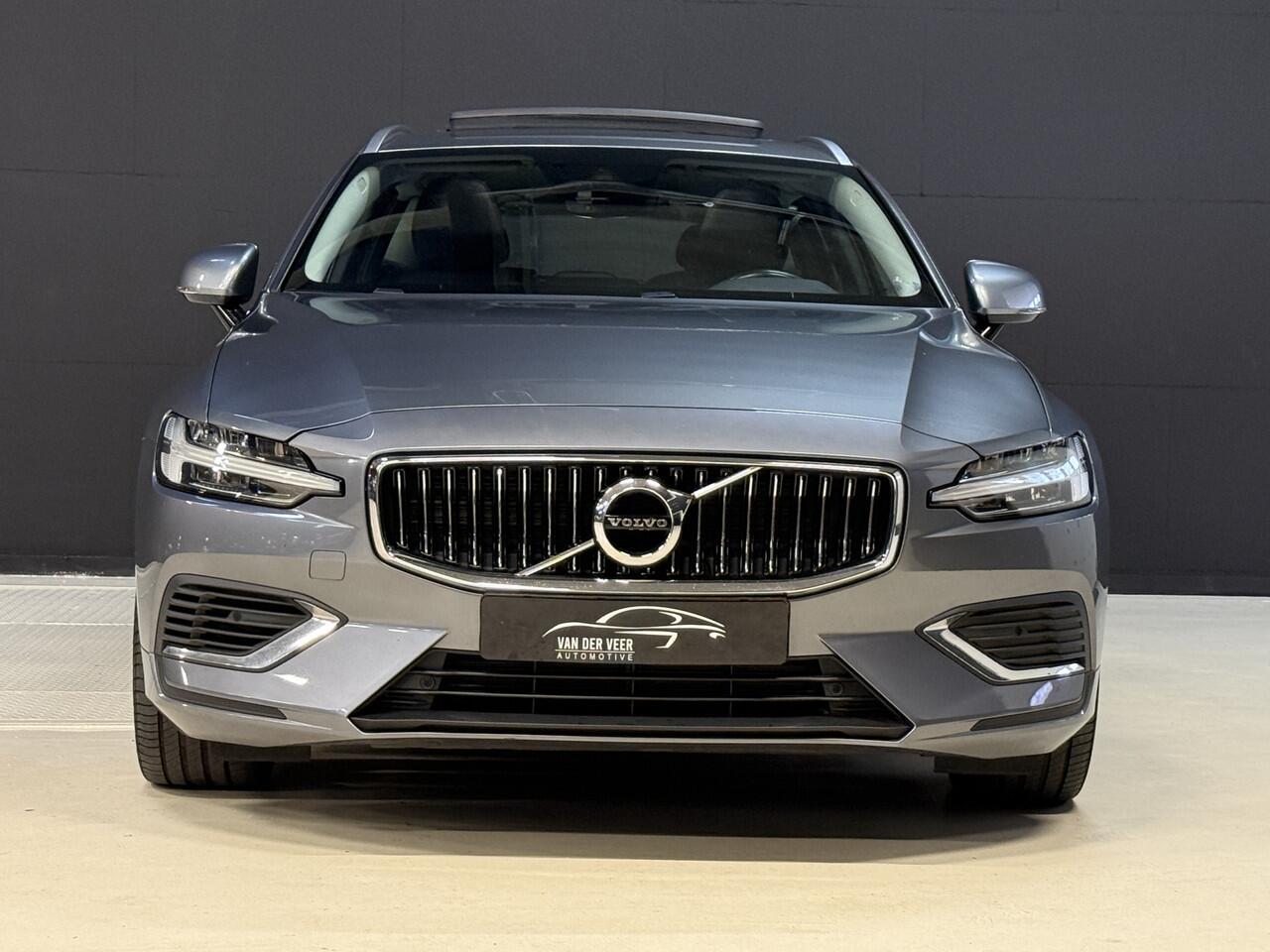 Volvo V60 2.0 T6 Twin Engine AWD Inscription | ACC | Panoramadak | Stoelverwarming | Apple Carplay | Camera