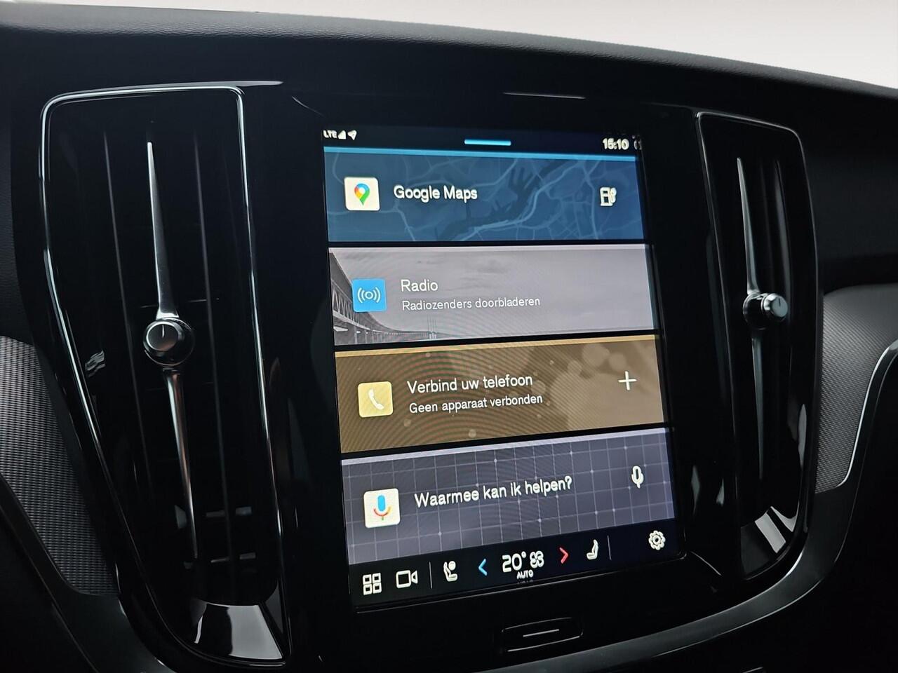 Volvo V60 2.0 T6 Plug-in hybrid AWD Essential Bright | Trekhaak | Cruise Control | Achteruitrijcamera |