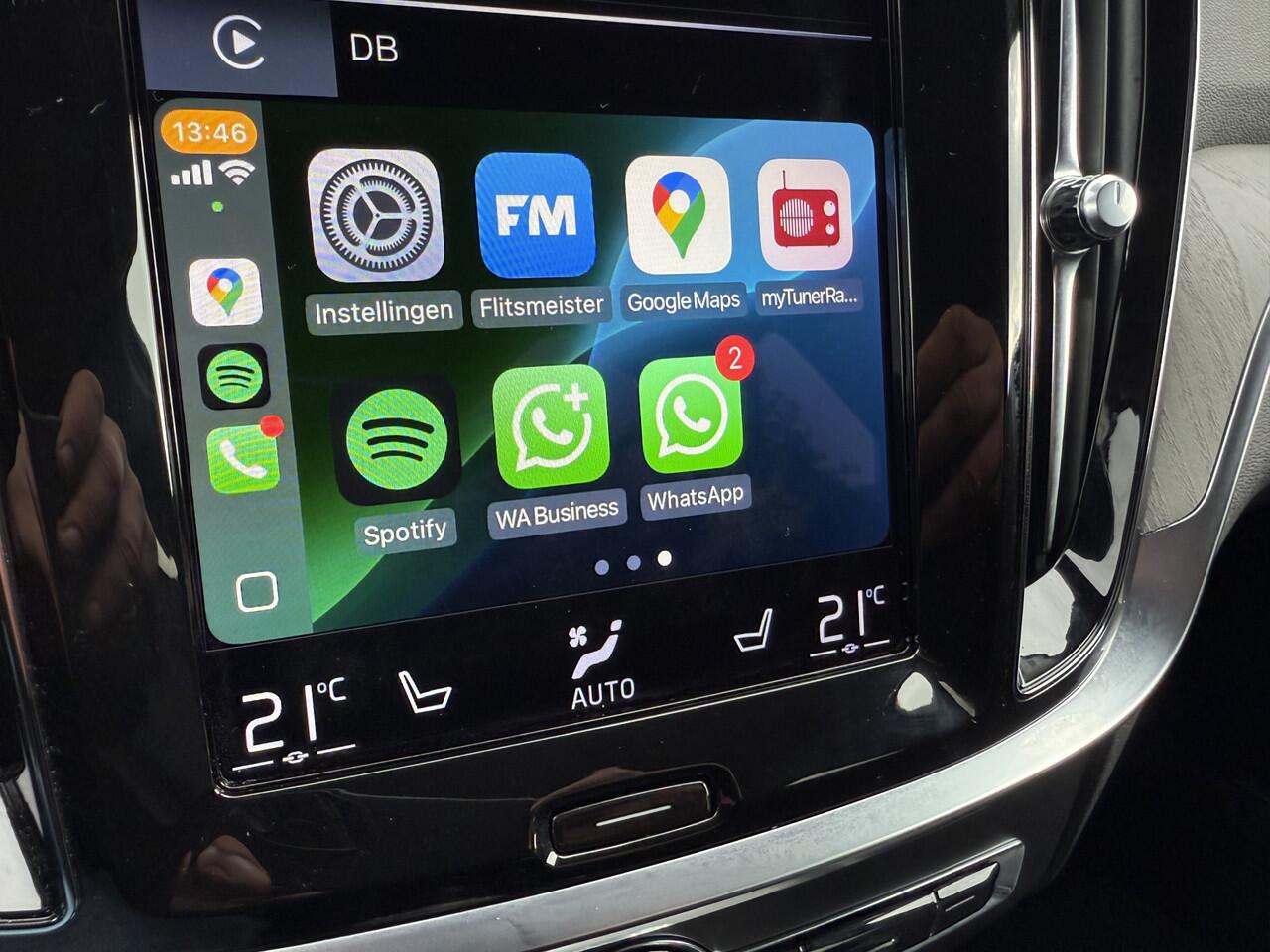 Volvo V60 2.0 B4 200pk Inscription 360 camera, Trekhaak, 19'', Leder