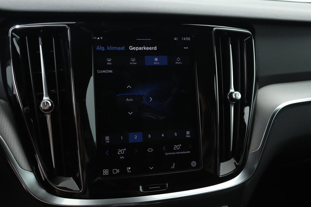 Volvo V60 2.0 T6 PHEV AWD PLUS DARK AUT8 | Panoramadak | 19 inch | Trekhaak