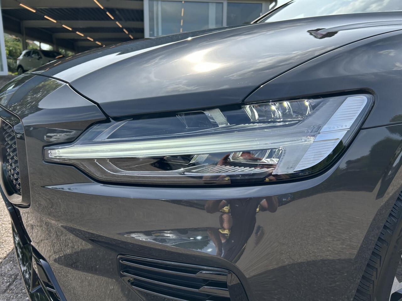 Volvo V60 2.0 T6 Plug-in hybrid AWD Plus Dark Ned. auto