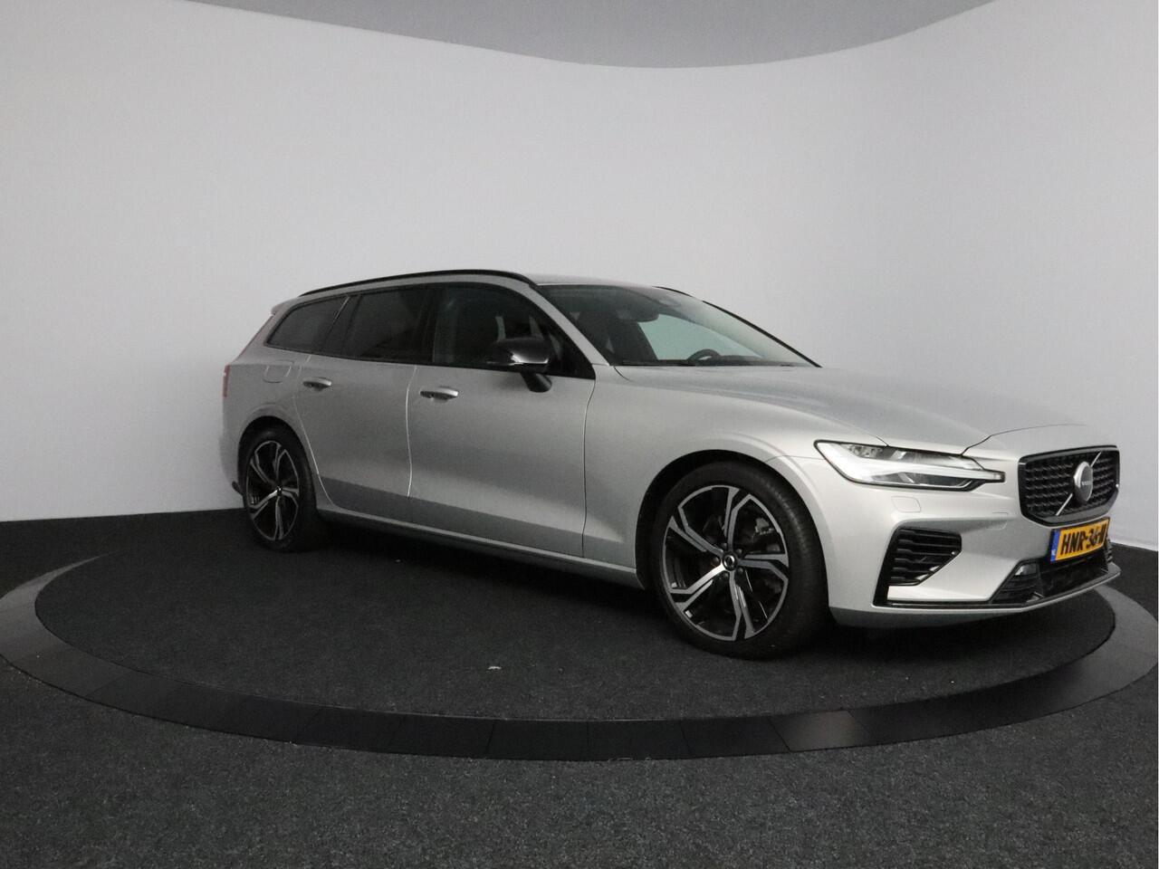 Volvo V60 2.0 T6 Plug-in hybrid AWD Plus Dark 350pk