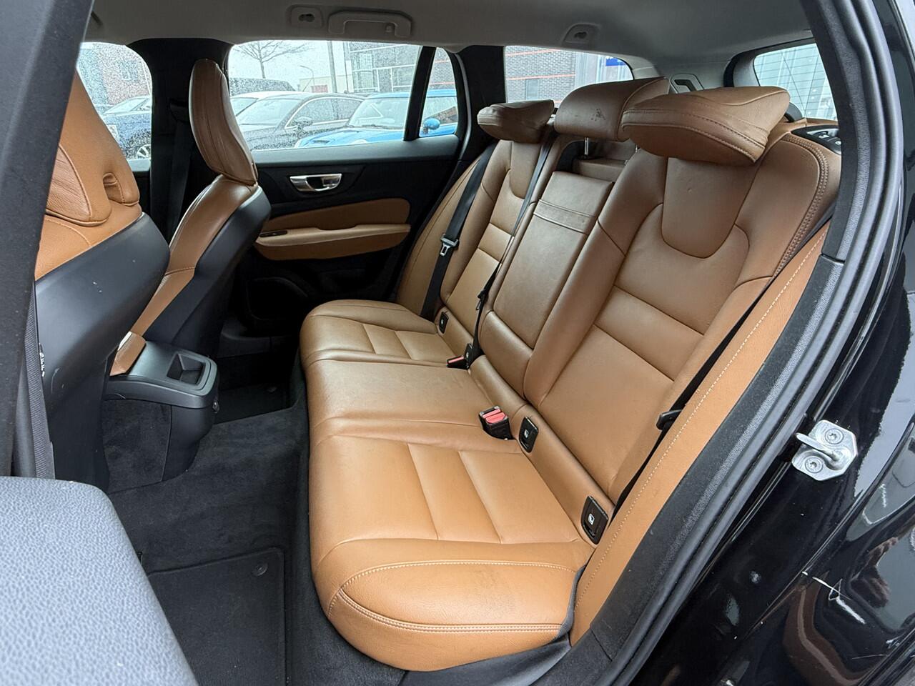 Volvo V60 BWJ 2021 B3 2.0 Momentum Advantage AUTOMAAT | NIEUW BINNEN !