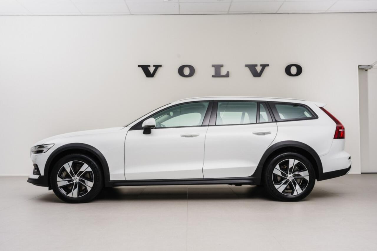 Volvo V60 T5 AWD Cross Country Pro