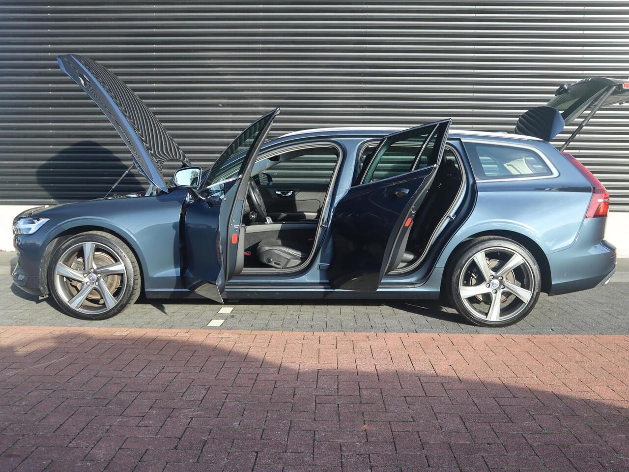 Volvo V60 2.0 B3 Business Pro | Clima | Cruise adapt. | Apple Carplay/Navi | PDC | IntelliSafe |