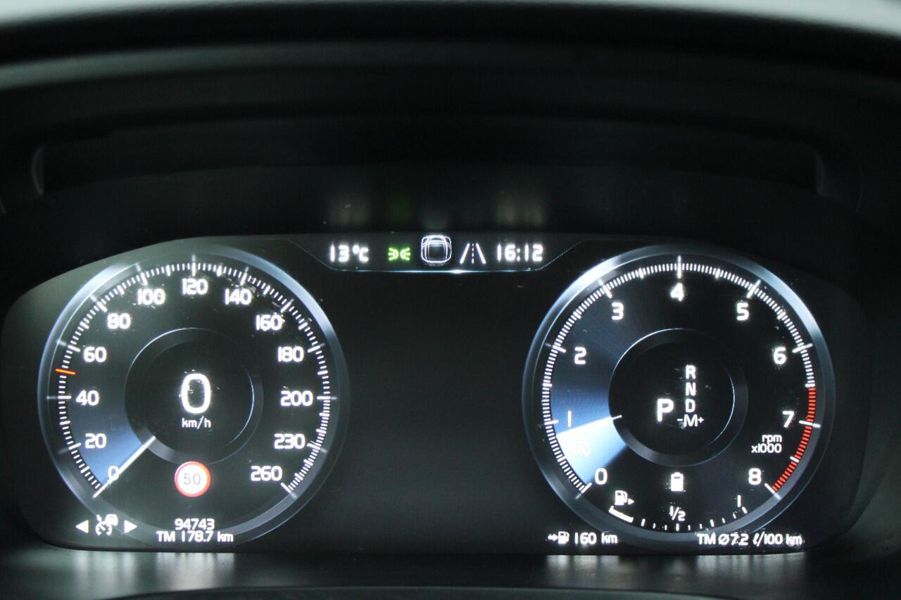 Volvo V60 2.0 B4 R-Design Navigatie Half-Leer 20 inch Full-LED