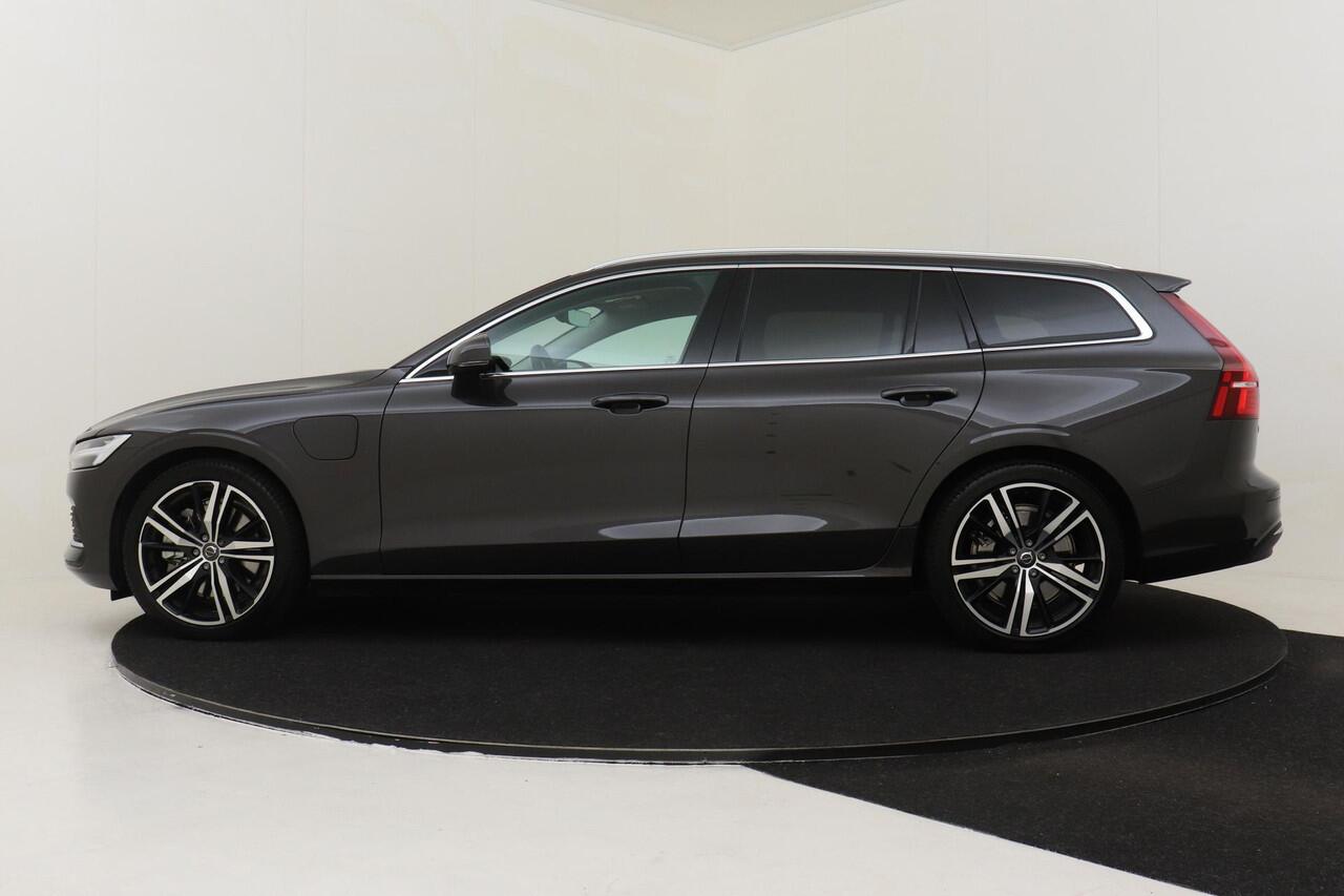 Volvo V60 T6 PLUG-IN HYBRID AWD ESSENTIAL EDITION -ADAP.CRUISE|CLIMATE|19"|BLIS|LEDER|CAMERA|BLIS