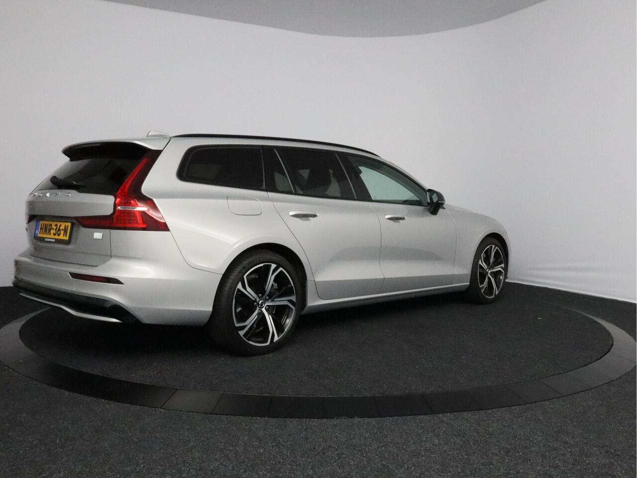 Volvo V60 2.0 T6 Plug-in hybrid AWD Plus Dark 350pk
