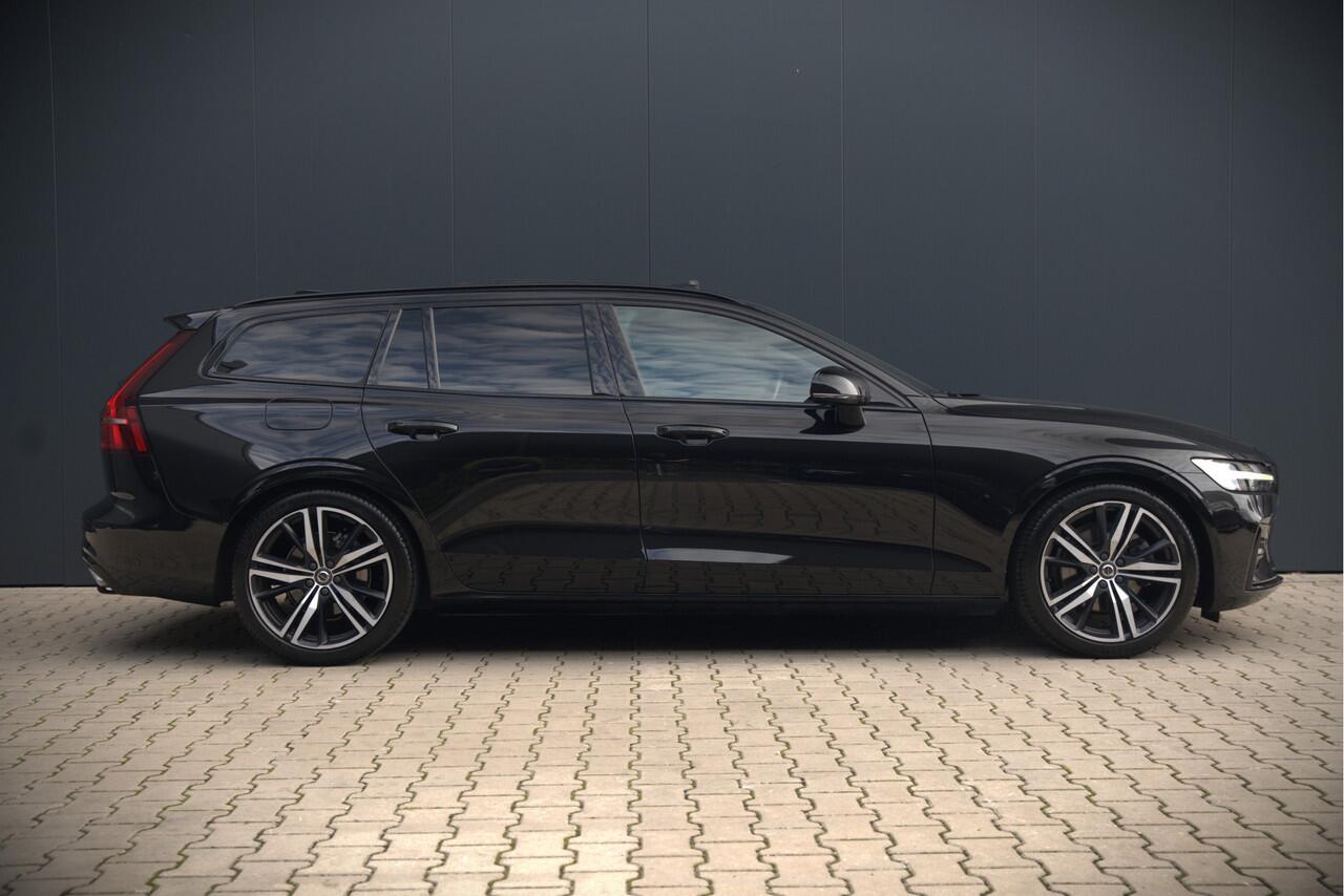 Volvo V60 2.0 B3 R-Design | Panoramadak | Harman Kardon | Keyless | Memory Stoel | Elektrische Stoelen | Stuurverwarming | Stoelverwarming | Camera | Adaptive Cruise Control | Leer | LED | DAB | Parkeensensoren | Appl