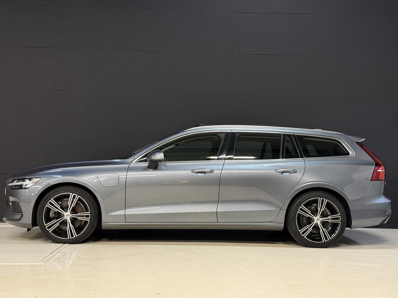 Volvo V60 2.0 T6 Twin Engine AWD Inscription | ACC | Panoramadak | Stoelverwarming | Apple Carplay | Camera