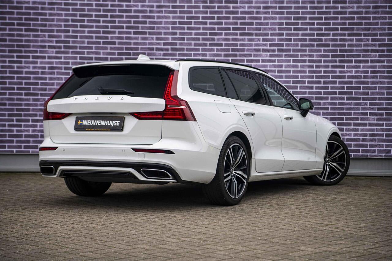 Volvo V60 2.0 B3 R-Design | Panoramadak | Parkeercamera | Parkeersensoren V + A | Adaptieve Cruise Control | Dode Hoek Detectie |