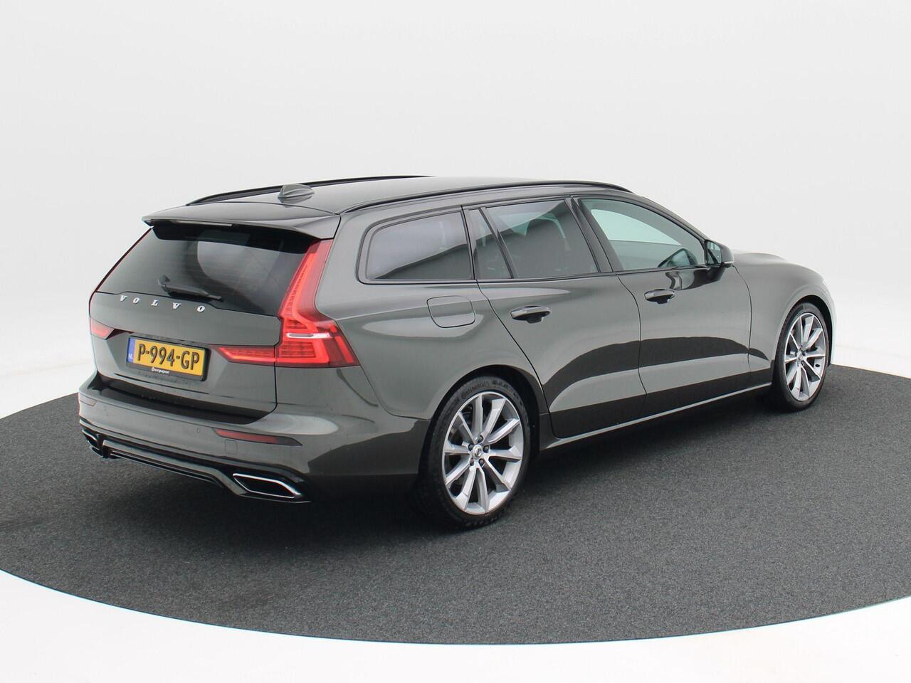 Volvo V60 2.0 B4 R-Design Automaat | Mild Hybrid | Full LED | Leder | Sportstoelen | 19 Inch | Privacy Glass | 360 Camera | Harman/Kardon | Elektrische Achterklep