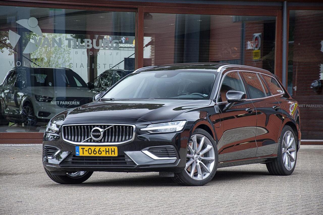 Volvo V60 2.0 T8 TWIN ENGINE AWD INSCRIPTION