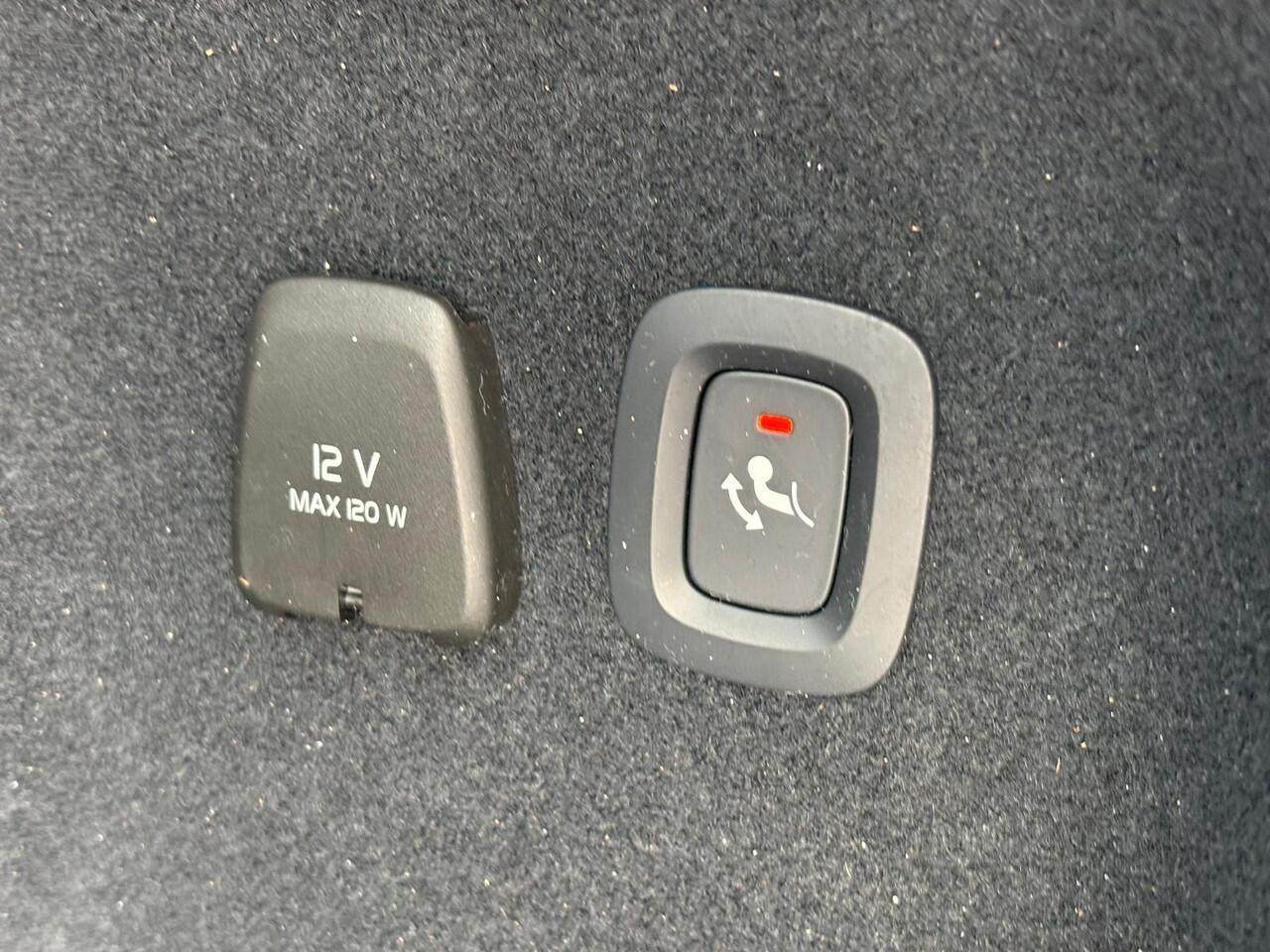 Volvo V60 2.0 T6 Plug-in hybrid AWD Plus Dark | Memory seat | Trekhaak | H&K Audio | 360 Camera