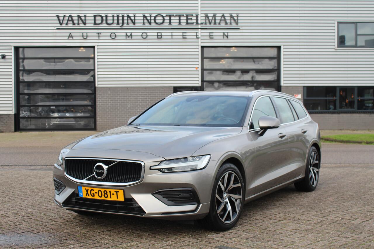 Volvo V60 2.0 T5 Momentum / Carplay / Leer / Trekhaak / N.A.P.