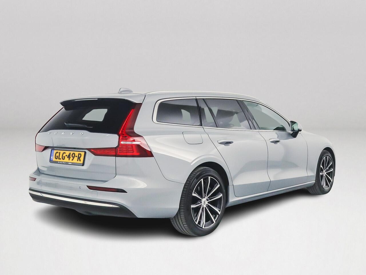 Volvo V60 T6 Aut. Plug-in hybrid AWD Essential Bright | Parkeercamera