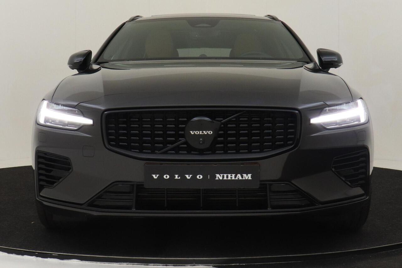 Volvo V60 T6 PLUG-IN HYBRID AWD ULTRA DARK *VOL!* -PANO.DAK|BOWERS&WILKINS|GEVENT.LEDER+MASSAGE|360°CAM|PRIVACY.GLAS|BLACK.BADGE|19"