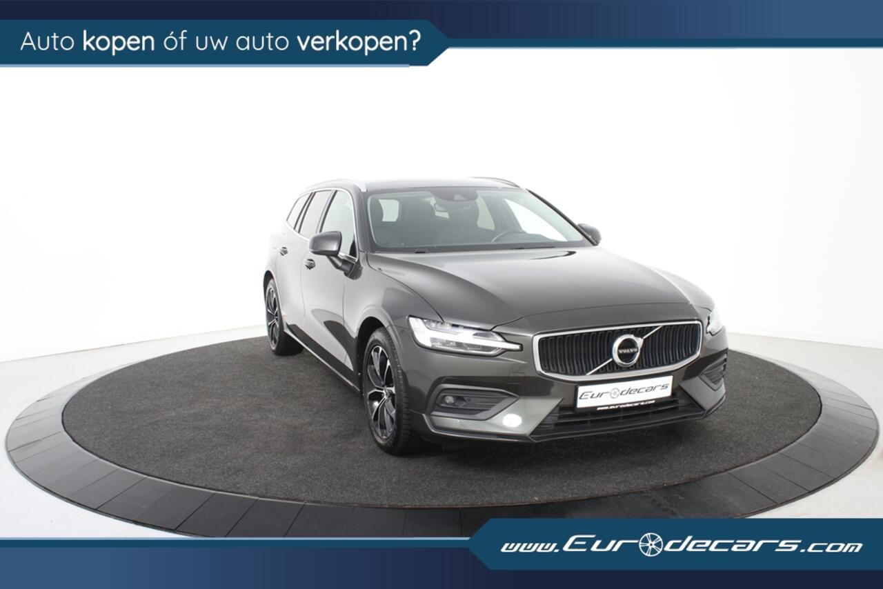 Volvo V60 2.0 B3 Momentum *1ste Eigenaar*Navigatie*Park assist*