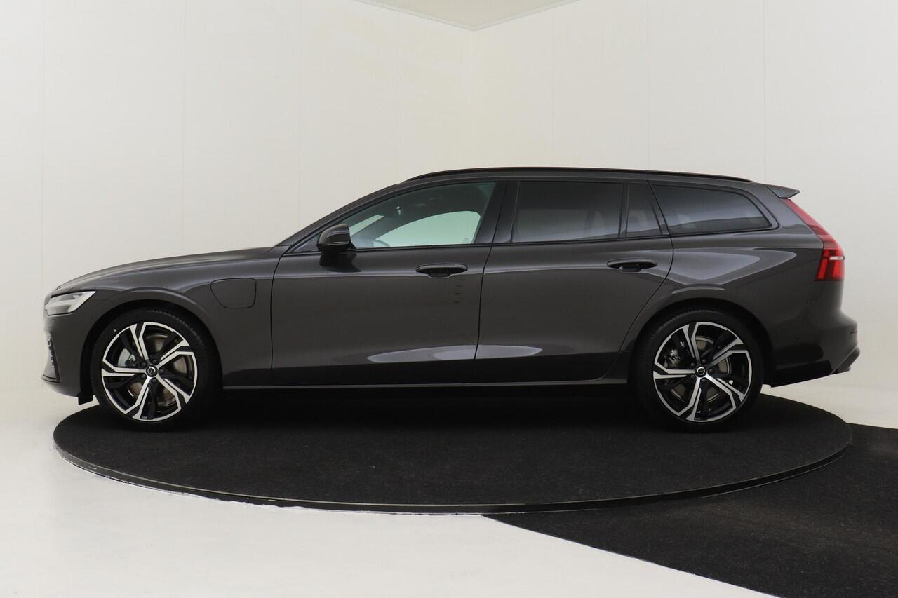 Volvo V60 T6 RECHARGE AWD ULTRA DARK -PANO.DAK|HARMAN/KARDON|360°CAM|ELEK.STOELEN|19"|HEAD-UP DISP.