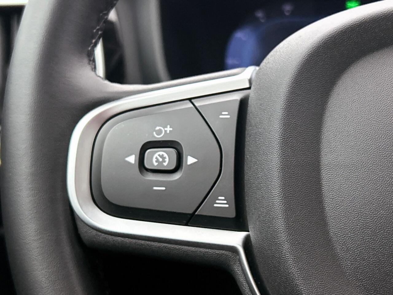 Volvo V60 T6 Bright | BLIS | Pilot Assist | Trekhaak | DAB | Camera |