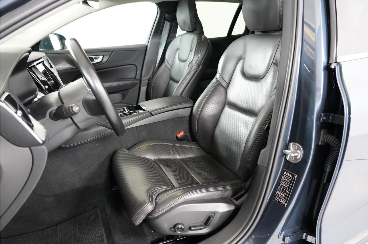 Volvo V60 2.0 T8 Recharge PHEV 455 pk Plus Bright AWD | Pano | HK | DAB+ | Stoelverw. | El. achterklep | El. stl. verst. | Parkeerss. |