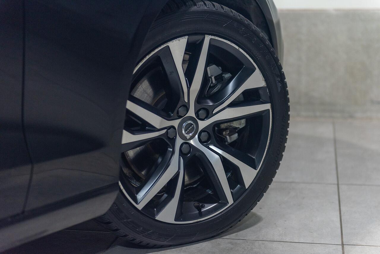 Volvo V60 T6 Aut. Plug-In Hybrid LongRange R-Design Leder Parkeercamera ACC 350pk