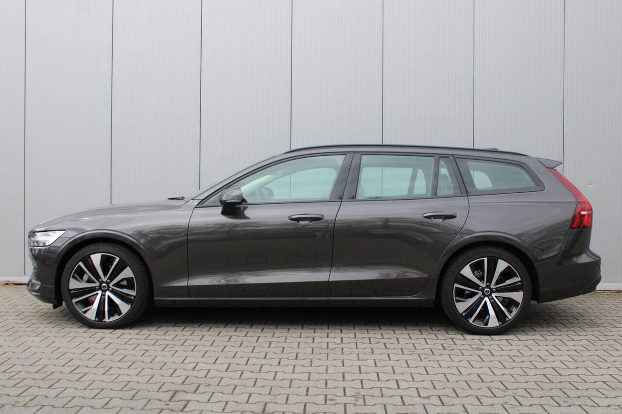 Volvo V60 B3 Essential Edition | Trekhaak | Stoelverwarming | Pilot Assist
