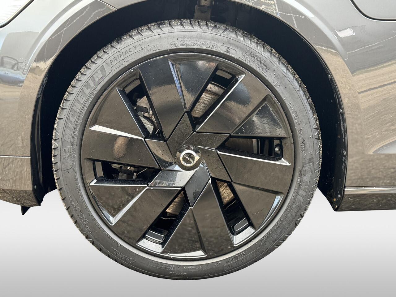 Volvo V60 2.0 T6 Plug-in hybrid AWD Essential Edition Climate Line | Park Assist Line | IntelliSafe Assist | Longe Range