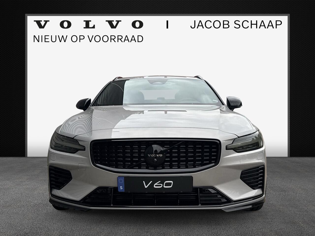 Volvo V60 T6 Plug-in hybrid AWD Ultra Dark / Custom made Black Sheep uitvoering / Exterior Styling Kit / 19" Glossy Black /