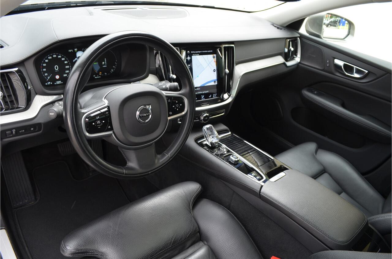 Volvo V60 2.0 T6 Hybride AWD Pano | Harman Kardon | Memory stoel | Stuur + Stoelverwarming | Pilot assist | a.Camera | Carplay