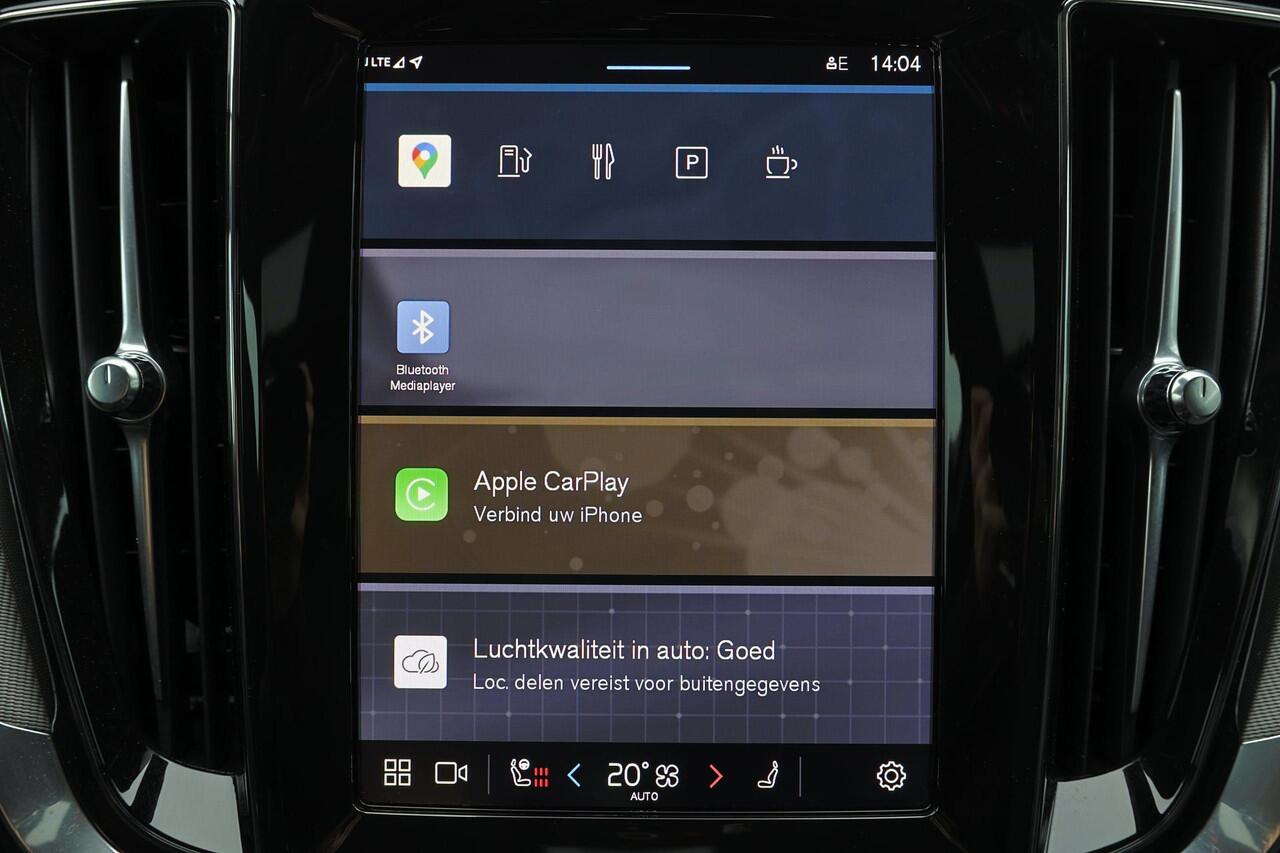 Volvo V60 T6 Recharge AWD Plus Dark - IntelliSafe Assist & Surround - 360º Camera - Harman/Kardon audio - Adaptieve LED koplampen - Verwarmde voorstoelen, stuur & achterbank - Parkeersensoren voor & achter - Elektr. bedienb. voorstoelen met geheugen - Extra getint 