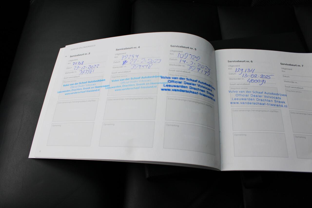 Volvo V60 T8 Twin Engine AWD Polestar Engineered | Dealer onderhouden | Harman Kardon |