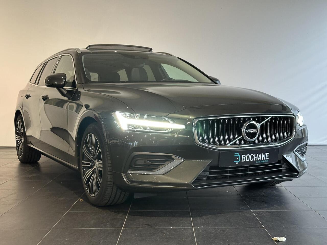 Volvo V60 2.0 B3 Inscription | TREKHAAK | PANORAMADAK | LEDEREN BEKLEDING | COMPLETE AUTO!