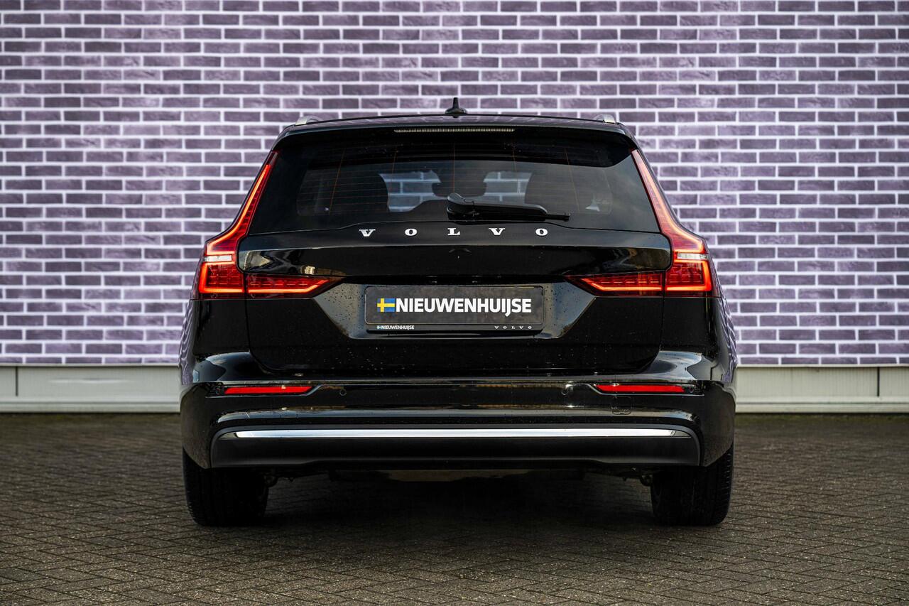 Volvo V60 2.0 B3 Plus Bright | Trekhaak | Adaptieve Cruise Control | Google Navigatie | Lederen bekleding | Stoel- en stuurverwarming | Elektrisch verstalbare voorstoelen |