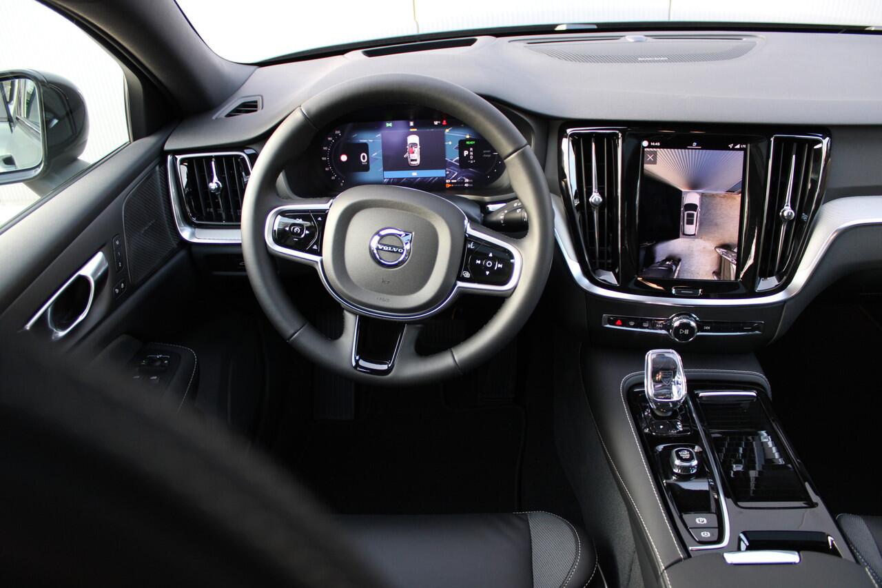 Volvo V60 T6 Plug-in hybrid AWD Plus Dark | Premium | Sport Stoelen | 19" Velgen