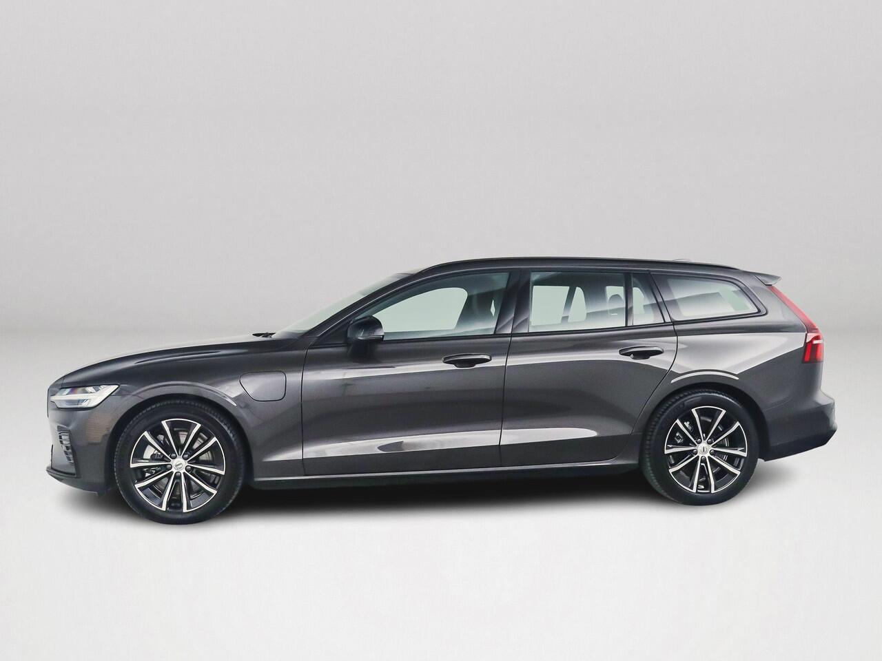 Volvo V60 T6 Plug-in hybrid AWD Plus Dark | 360° camera | Harman Kardon | Stoel- en Stuurverwarming | Trekhaak