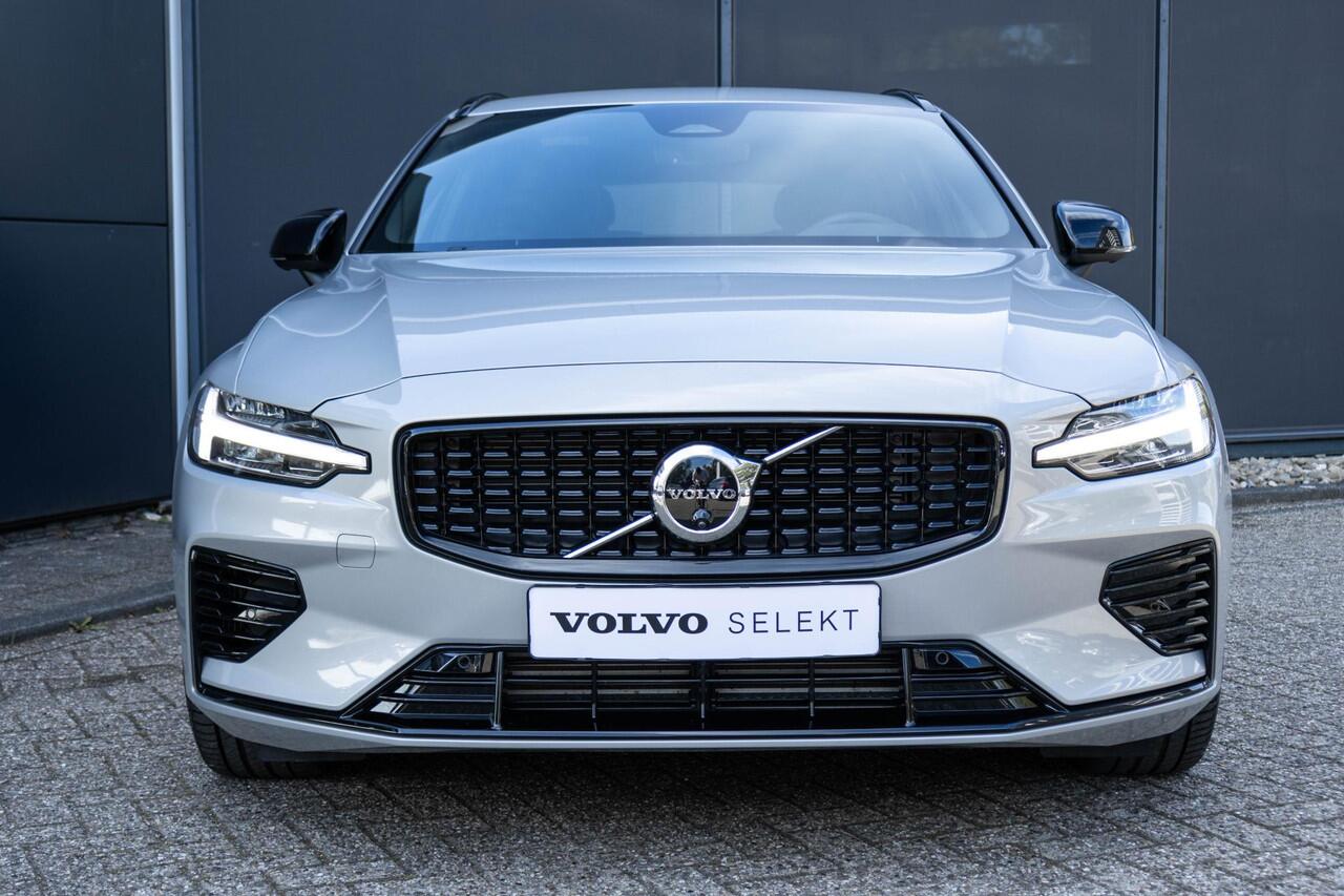 Volvo V60 2.0 T6 Plug-in hybrid AWD Plus Dark