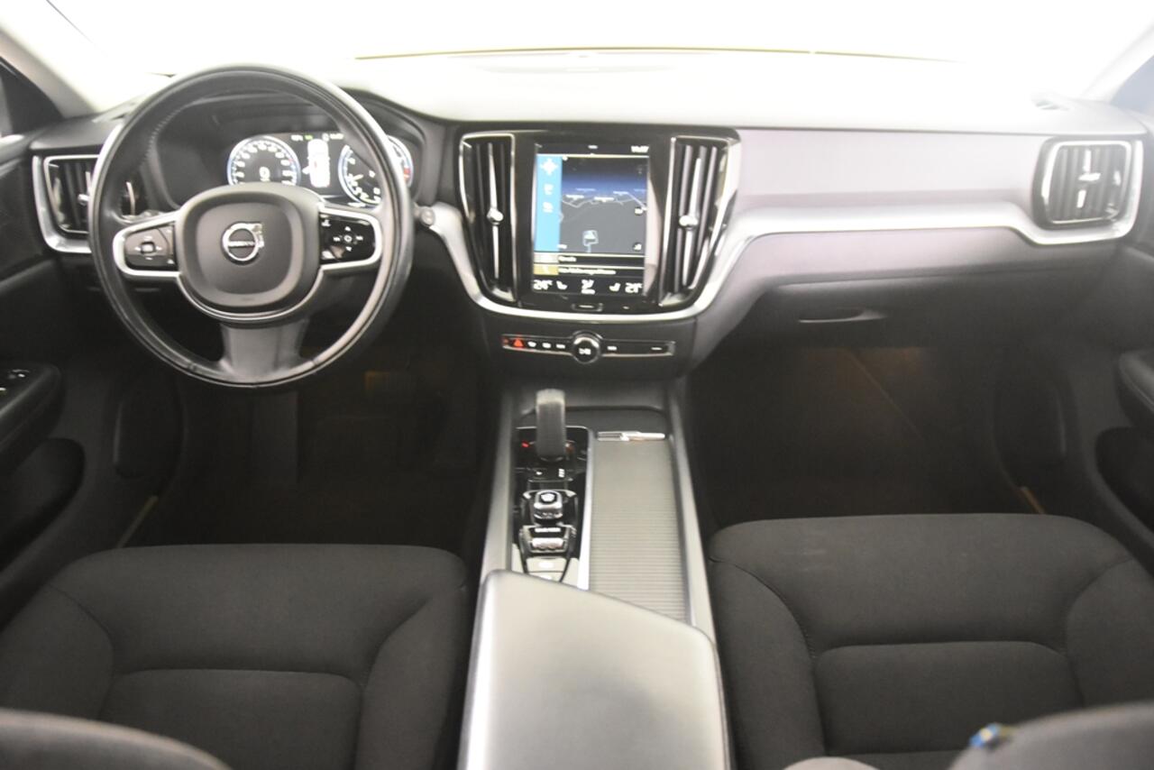 Volvo V60 2.0 B3 Momentum *1ste Eigenaar*Navigatie*Park assist*