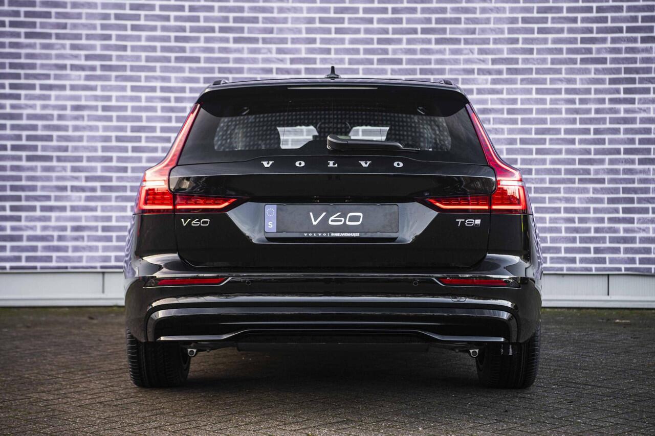 Volvo V60 2.0 T8 Plug-in hybrid AWD Ultra Dark Performance Edition | Polestar Tuning | Black Pack | Panoramadak | 360 Camera | Head Up Display | Lighting Pack |