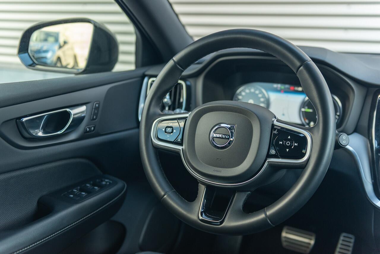 Volvo V60 T6 Aut. Plug-In Hybrid LongRange R-Design Leder Parkeercamera ACC 350pk