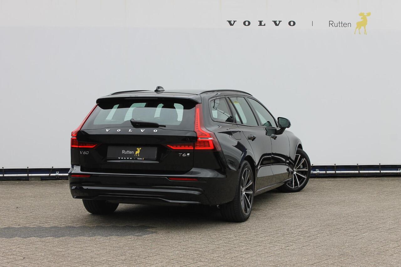 Volvo V60 T6 350PK Autm. Plug-in hybrid AWD Plus Dark Long Range / Google infotainment / Semi elekrisch wegklapbare trekhaak / Verwarmbare voorruit / Elektrisch bedienbare voorstoelen met geheugen / Verwarmbare voorstoelen