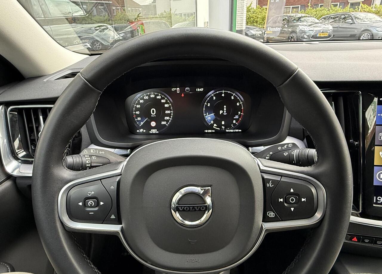 Volvo V60 2.0 B4 Momentum Bus. |Carplay|Adapt.Cruise|Trekhaak|