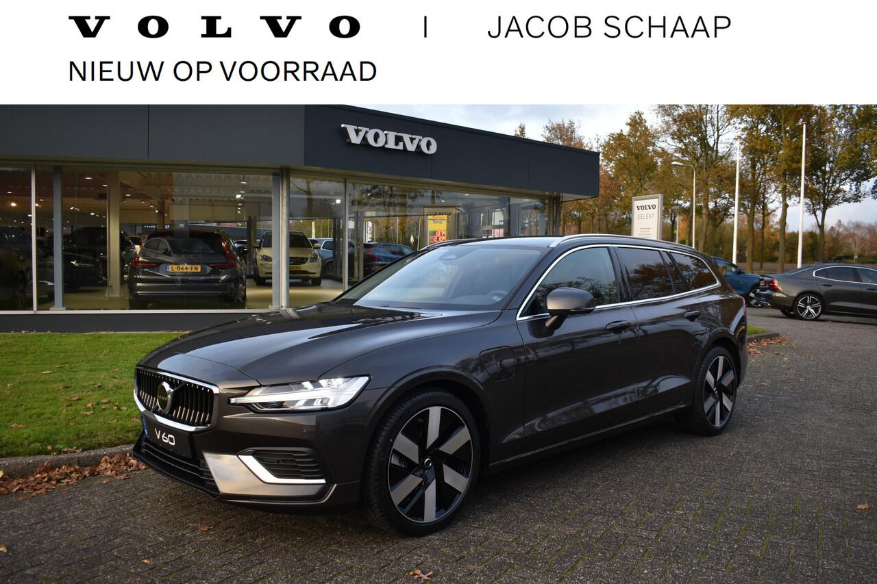 Volvo V60 T6 AWD 350PK Plug-in Hybrid Essential Edition | ¤3.000 Voordeel | Camera | 19"LMV | Stoel-stuur verwarming | Getint glas |