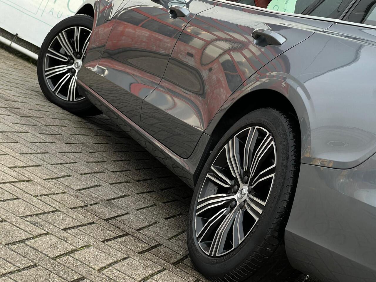 Volvo V60 2.0 T6 Recharge AWD Business Pro NL-AUTO | LEDER | CAMERA | STUURWIEL VERW | STOELVERW |