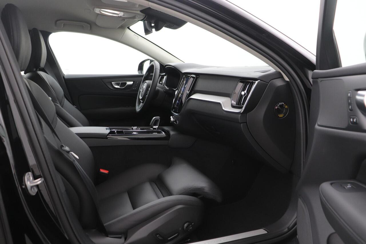 Volvo V60 T6 Plug-in hybrid Plus Dark | NIEUW! | ACC | Stoel+Stuurverwarming | Camera | Stoel+Stuurverwarming | Keyless