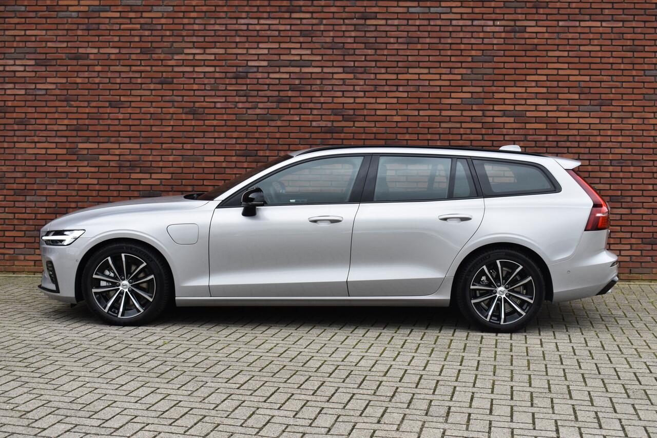 Volvo V60 T6 350PK Plug-in hybrid AWD Plus Dark | H&K audio | Trekhaak | 360 Camera |