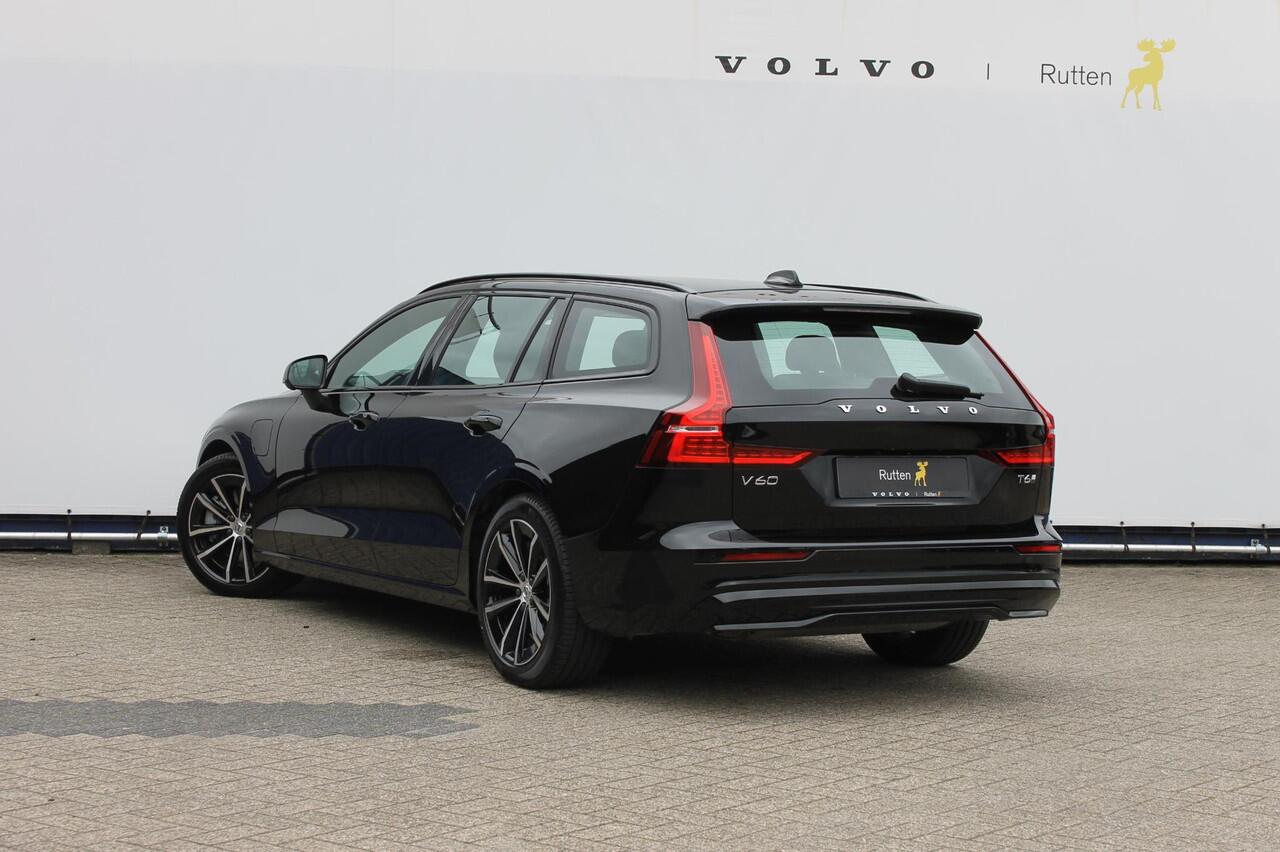 Volvo V60 T6 350PK Autm. Plug-in hybrid AWD Plus Dark Long Range / Google infotainment / Semi elekrisch wegklapbare trekhaak / Verwarmbare voorruit / Elektrisch bedienbare voorstoelen met geheugen / Verwarmbare voorstoelen