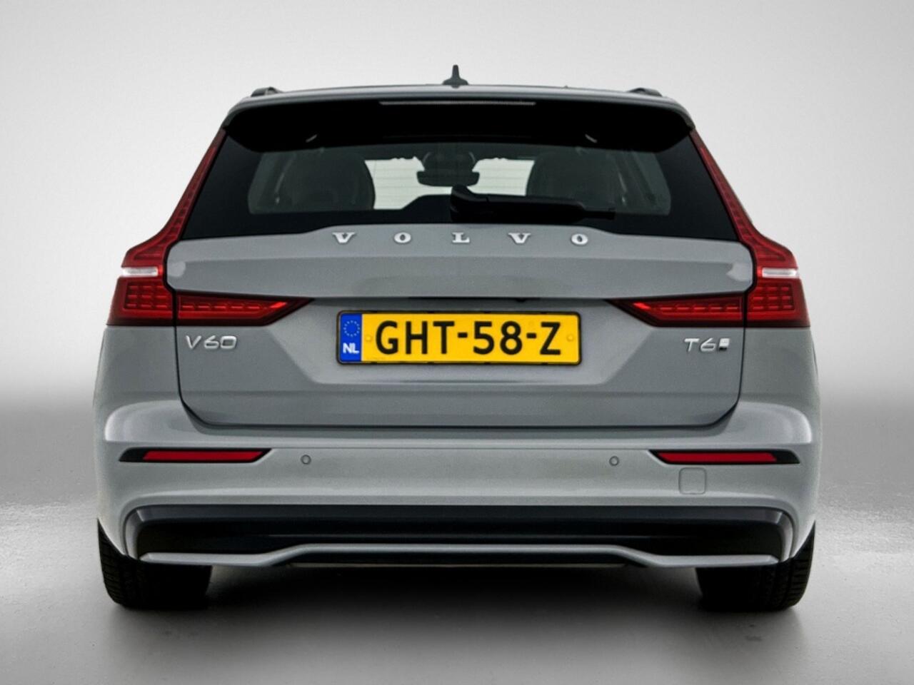 Volvo V60 2.0 T6 AWD Plus Dark | Panorama dak | 360 Camera | Leder | Stoel