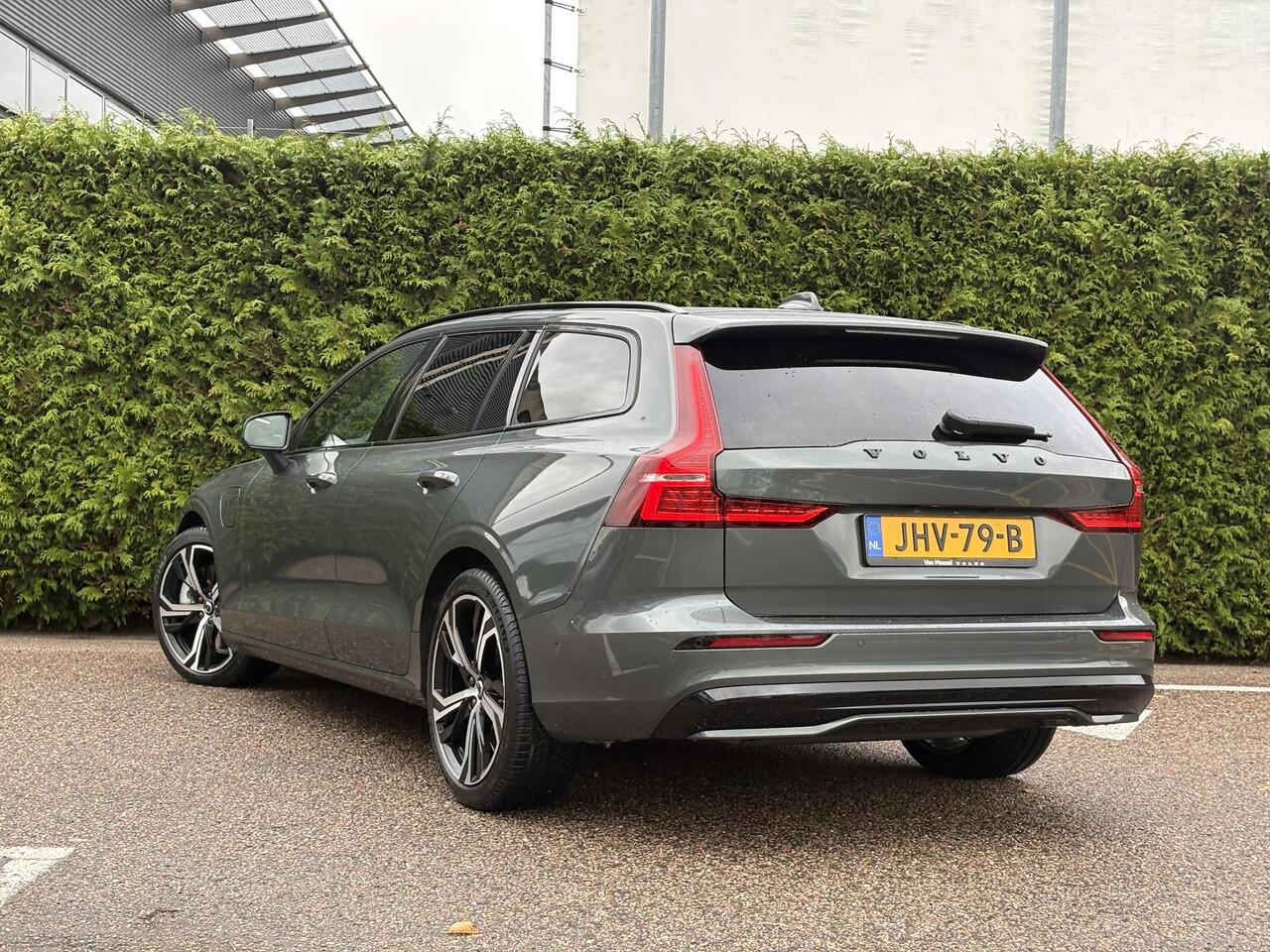Volvo V60 T6 Plug-in hybrid AWD Ultra Dark 360 Camera | Geventileerd leer | BLIS | Pilost Assist | RIJDENDE DEMO